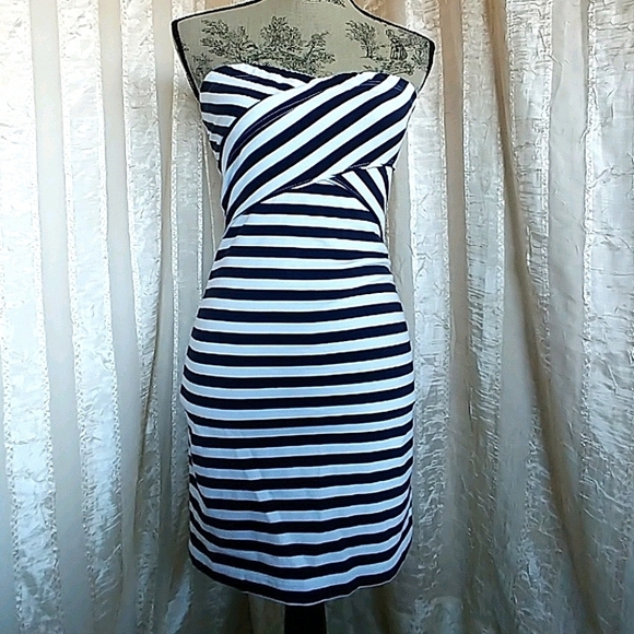 American Eagle Outfitters Dresses & Skirts - American Eagle Strapless Striped Dress
